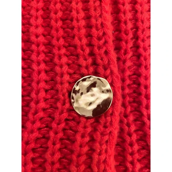Red Chunky Knit Button Front V-Neck Sweater Vest Hammered Gold Buttons Size L - Picture 2 of 10